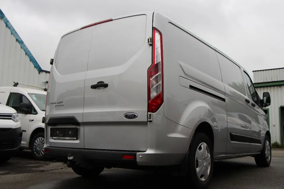 Ford Transit Custom 2.0 Cdti 131 Pk Airco Cruise Controle Parking Sensors  Image 4