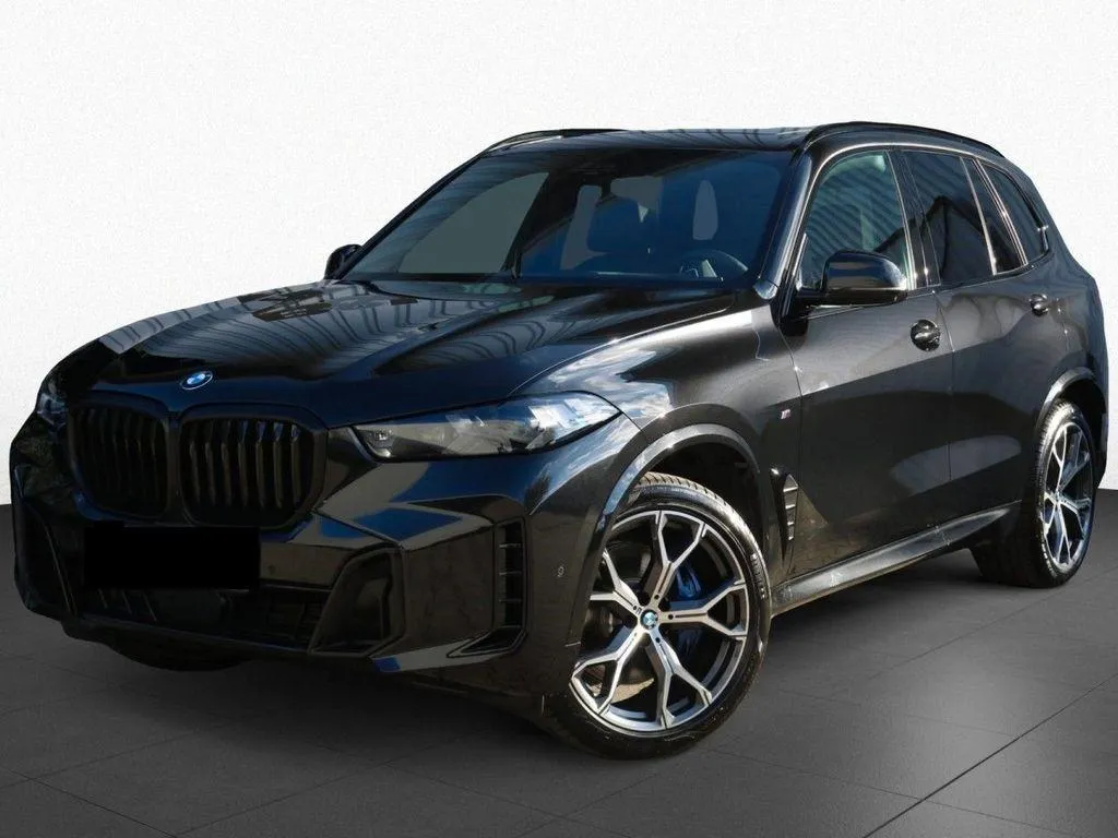 BMW X5 Image 1