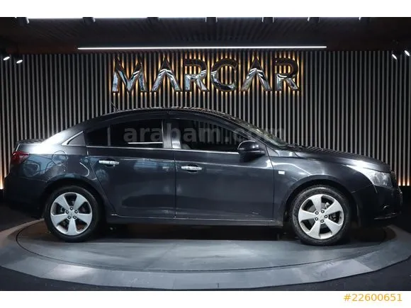 Chevrolet Cruze 1.6 LS Plus Image 1